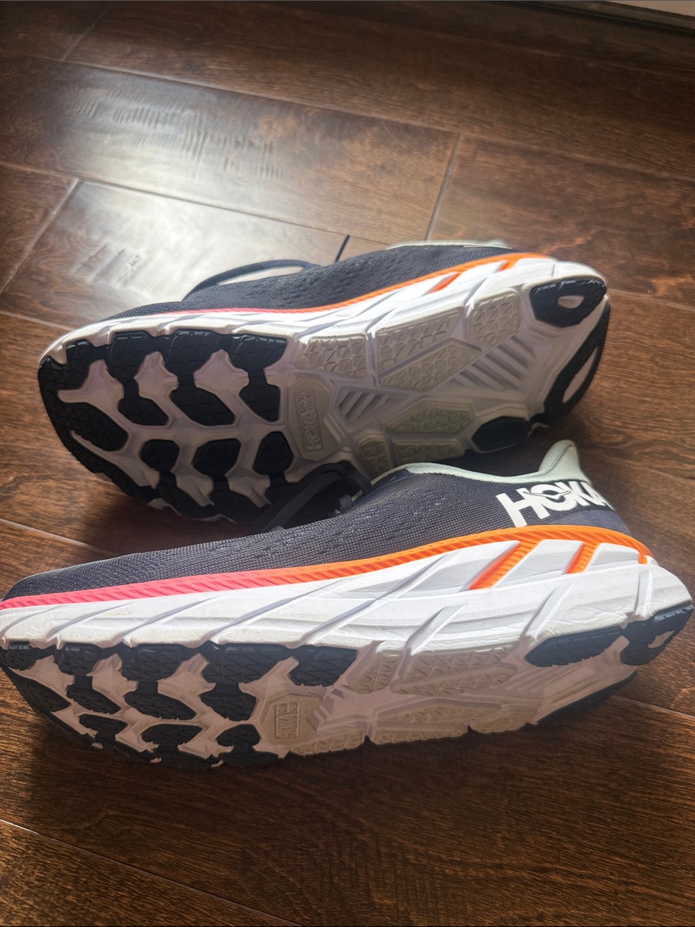 Hoka Women’s Running Shoes - size 10 great condition Navy/Orange - Picture 2 of 4
